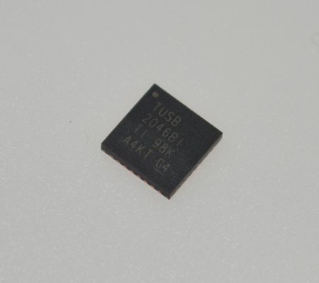 TUSB2046BIRHBR 4 Portlu USB 2.0 Hub Kontrol Cihazı, 12Mbps/1.5Mbps Desteği, Entegre Alıcı-Vericiler, 3.3V Çalışma, Düşük EMI, Güç Tasarruf Modu ve Endüstriyel Sıcaklık Aralığı (-40°C ila 85°C)