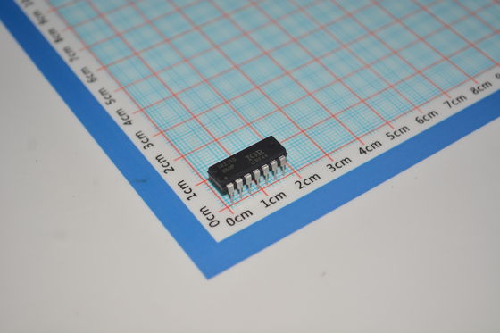 IR2110PBF Yüksek/Alçak Yan Sürücüsü 600V Rating 2.5A Peak Output 10V-20V Supply 120ns Switching UVLO Protection and Compact PDIP Package