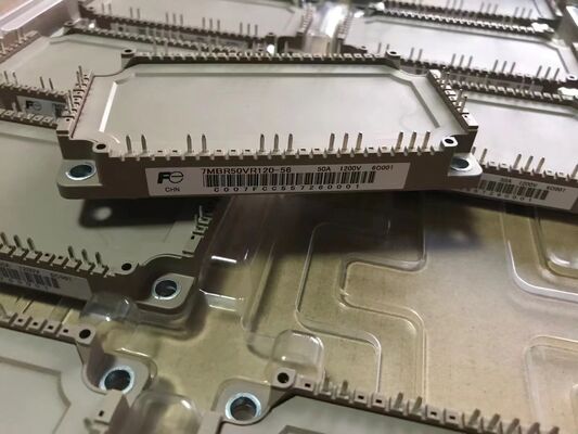 7MBR50VR120-56 1200V 50A PIM Modülü Entegre Düzleyici Inverter ve Fren Düşük Kayıp Yüksek İzolasyon Endüstriyel Motor Sürücüleri ve UPS için Dahili NTC Kompakt Paketi