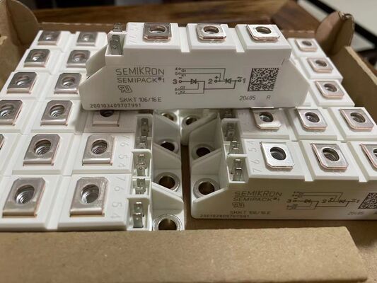 SKKT106/16E 1600V 106A Çift Tiristor Modülü Düşük VF 1.35V 2.4kA Aşınma AlN Seramik Temel Basınç Bağlantıları SEMIPACK1 Yumuşak Starterler ve Sürücüler için İzole UL Sertifikalı