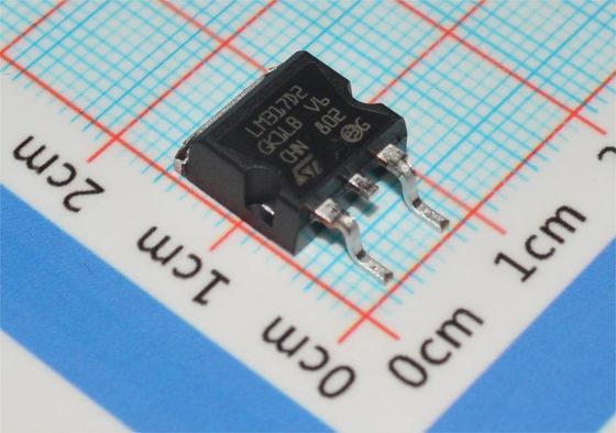 LM317D2T 1.5A Adj. Düzenleyici 1.2-37V Çıktı TO-263-3 ±1% Doğruluk Isı Koruması -40°C'den +125°C'ye kadar