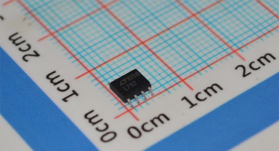 LT1792CS8 1.5A Düşük Kayıp Düzenleyicisi 3.3V/5V/ADJ 1V Kayıp ± 1% Doğruluk SO-8 -40°C'den +125°C'ye Düşük Gürültü