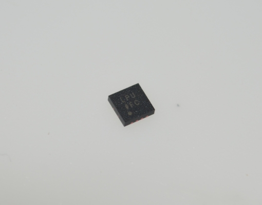 ADM7170ACPZ-3.3-R7 3.3V 2A LDO Düzenleyicisi 1.8-6.5V Girdi 1μV RMS Gürültü 75dB PSRR LFCSP-8 -40°C -125°C AEC-Q100