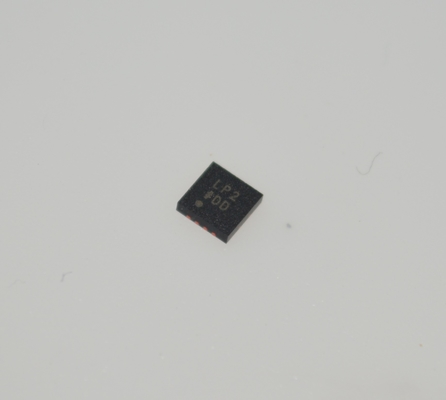 ADM7172ACPZ-R7 6.5V 2A Ultra Düşük Gürültülü LDO 1μV RMS Gürültü 75dB PSRR @1MHz 2.3-6.5V Giriş LFCSP-8 -40°C ila +125°C