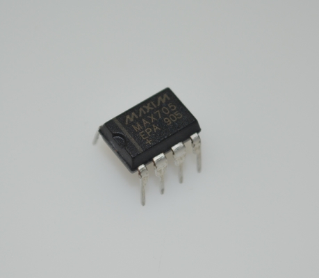 MAX705EPA Mikroprosesör Süpervizör 4.65V Sınır 200ms Yeniden ayarlama Darbe 5V DIP-8 -40°C'den +85°C'ye kadar