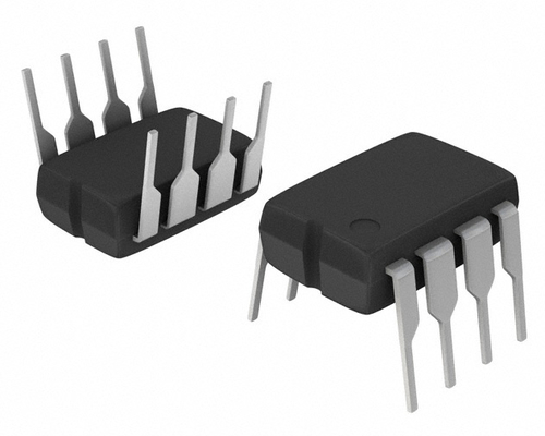 MC34152PG Çift MOSFET Sürücüsü 1.5A Zirve Akımı 12V-18V Tedarik 50ns Yükseliş / Düşüş DIP-8 -40°C'den +85°C'ye kadar