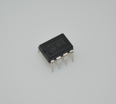 MC34152PG Çift MOSFET Sürücüsü 1.5A Zirve Akımı 12V-18V Tedarik 50ns Yükseliş / Düşüş DIP-8 -40°C'den +85°C'ye kadar