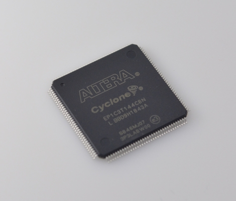 EP1C3T144C8N Cyclone 2.910 LEs 144-Pin TQFP 3.3V işletimli EP1C3T144C8N Cyclone FPGA On-Chip PLL Embedded Control & Prototyping için düşük maliyetli ve esnek I / O