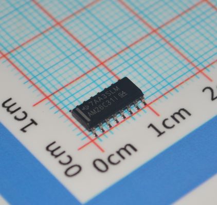 AM26C31IDR Yüksek Hızlı 32Mbps RS-422/RS-485 Diferansiyel Sürücü 4 Kanal ±15kV ESD Koruması Geniş 3V - 5.5V Besleme -40°C ila +125°C Düşük Güç ve Endüstriyel Sınıf