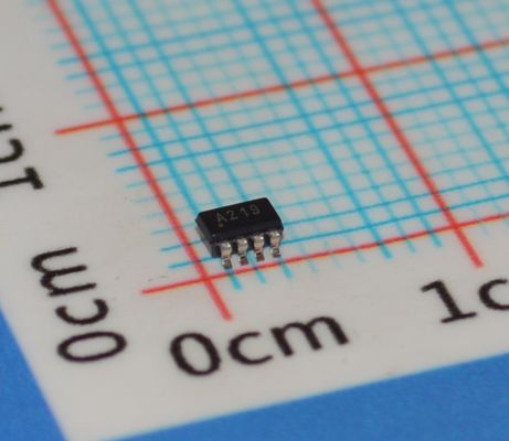 INA219AIDCNR I2C Arayüzü ile Yüksek Hassasiyetli Akım/ Güç Monitörü 0.1% Doğruluk 26V Aralık, Düşük Offset İki Yönlü Algılama Küçük SOT-23 Paketi Programlanabilir Kalibrasyon ve Alarmlar