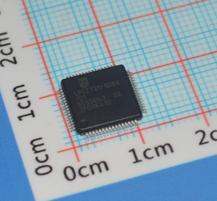 LPC2131FBD64/01,15 ARM7 MCU 32-bit RISC Çekirdek 64KB Flash 16KB RAM 60MHz Hız USB 2.0 2x UART 64-LQFP -40°C ila +85°C Endüstriyel Sınıf