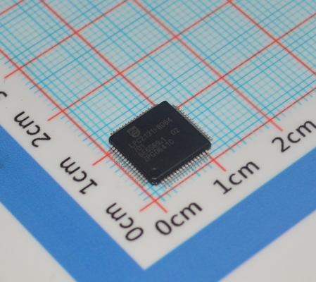 LPC2131FBD64/01,15 ARM7 MCU 32-bit RISC Çekirdek 64KB Flash 16KB RAM 60MHz Hız USB 2.0 2x UART 64-LQFP -40°C ila +85°C Endüstriyel Sınıf