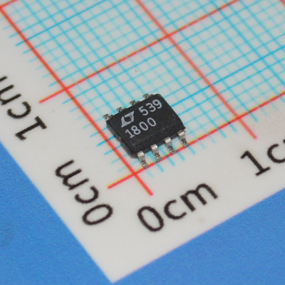 LT1800CS8#PBF Op Amp 100MHz Kazanç Bant Genişliği 450V/µs Dönüş Hızı 3.5nV/√Hz Gürültü 2.7-12.6V Besleme Raydan Raya G/Ç 8-Pin SOIC -40°C ila 85°C Düşük Güç