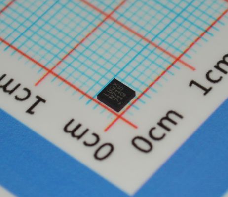 LTC3454EDD#PBF Yüksek verimlilik 1.5A Buck-Boost Değiştiricisi 2.7-5.5V Giriş ile %92 En yüksek verimlilik I2C Kontrol Düşük Gürültü 2.5μA Kapatma ve Küçük 3mm x 3mm DFN Paketi