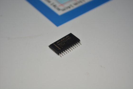 MAX7221EWG+T 8 basamaklı LED Ekran Sürücüsü SPI Arayüzü 10MHz Seri Veri Hızı 2.7V-5.5V İşlem Bireysel LED Kontrolü ve 24 Pin Geniş SOIC Paketi