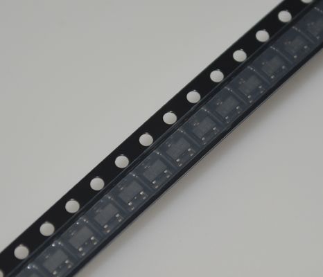 LMH1981MTX/NOPB Video Senkronizasyon Jeneratörü 3.3V Çalışma ±20ps Jitter Genlock and Free Run HD/SD Otomatik Algılama 10-Bit DAC Endüstriyel Sıcaklık -40°C'den 85°C'ye kadar 14-TSSOP Paketi