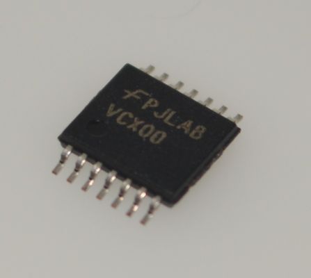 74VCX00MTCX 2.3-3.6V Quad 2- Giriş NAND Kapısı 3.6V Tolerançalı Girişler / Çıkışlarla 100mA Dengeli Çıkış Sürücüsü Ultra Düşük <2.5ns Küçük TSSOP-14 Paketinde Gecikme