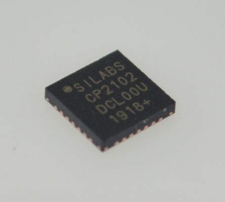 CP2102-GMR USB-UART Köprüsü Tek Çipli Çözüm Entegre USB and Crystal 9600 bps'den 2 Mbps'ye Baud 512-Byte tampon Tam GPIO Kompakt QFN Telifsiz sürücüler