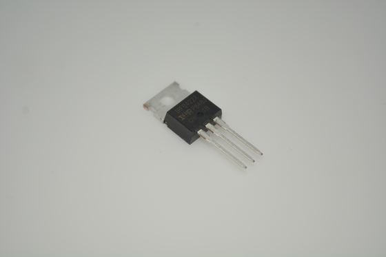 IRFB4227PBF 200V/195A MOSFET Ultra-Alt Düşük 4.5mΩ Rds ((on) TO-220 Paket Mantık Seviye Sürücüsü Avalanche Hızlı Değişim Yüksek Verimlilik Motor Kontrol ve Güç Sistemleri için Güçlü Tasarım