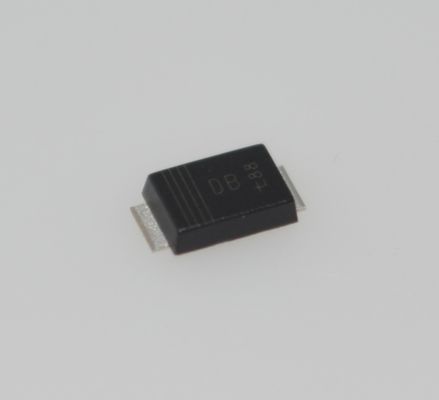 Ultra Düşük Vf PMEG6030EVPX 60V 3A Schottky Bariyer Doğrultucu AEC-Q101 Onaylı Yüksek Verimlilik <1µA Düşük IR Halojensiz SOD128 Düz Plastik Kılıf Otomotiv ve Endüstriyel Kullanım İçin