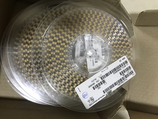 GRM0335C1H5R6BA01D 5.6pF ±0.1pF 0402 MLCC, 50V Değerlendirmeli, C0G (NP0) Dielektrikli, Üstün Kararlılık İçin, Yüksek Q Faktörü, Ultra Düşük Kayıp, Halojensiz ve Otomotiv Devreleri İçin Bant ve Makara Ambalajlı