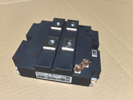 FD800R17KE3_B2 1700V/800A IGBT Modülü Basın-Uyum Teknolojisi Düşük VCE ((sat) Yüksek Hızlı Değişimi Düşük Kayıp İzole edilmiş Üst Plakası NTC Sensörü Endüstriyel Sınıf Çekim ve Ağır Endüstriyel Sürücüler için