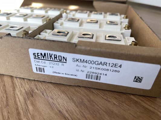 SKM400GAR12E4 1200V 400A IGBT Modülü Düşük Vce (sat) Yüksek Kısa devre sağlamlığı Düşük anahtarlama kaybı Yüksek yalıtım Endüstriyel sınıf Güneş Inverterleri ve Yüksek Güçlü UPS