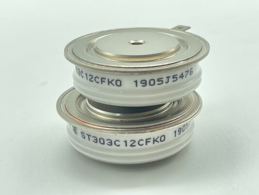 ST303C12CFK0 1200V 300A Yarım Köprü Modülü Düşük Vce(sat) Düşük Kayıp Kısa Devre Dayanıklılığı Entegre NTC Motor Sürücüleri ve Endüstriyel İnvertörler için