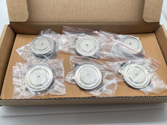 VS-ST330C16C0 1600V 330A Yarım Köprü Modülü Düşük Vce(sat) Düşük Kayıp Yüksek Kısa Devre Dayanıklılığı Endüstriyel İnvertörler ve Yüksek Güçlü UPS'ler için Entegre NTC