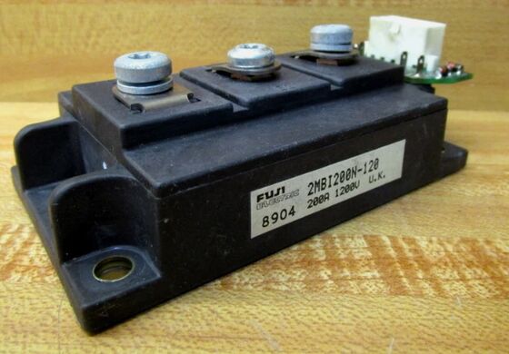 2MBI200N-120 1200V 200A IGBT Modülü Düşük Vce(sat) Düşük Kayıp Yüksek Kısa Devre Dayanımı Motor Sürücüleri ve Endüstriyel UPS için Entegre NTC