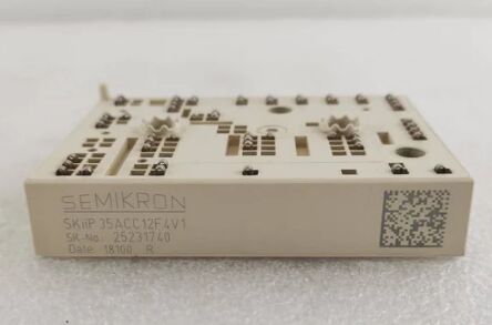 35ACC12F4V1 12V 3.5A Otomobil PNP Transistörü Düşük VCE (sat) 250mV Yüksek Akım Kazancı SOT-223 Paketi AEC-Q101 Araçlarda Yük Değiştirme ve Motor Kontrolü için Kalifiye