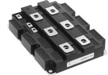 CM900HC-90H 900V 900A Yüksek Akımlı IGBT Modülü Düşük VCE (sat) 2.7V Yüksek Kısa Döngü Sertliği Düşük Değişim Kaybı Yüksek Izolasyon Ağır Endüstriyel Sürücüler ve Mega UPS için