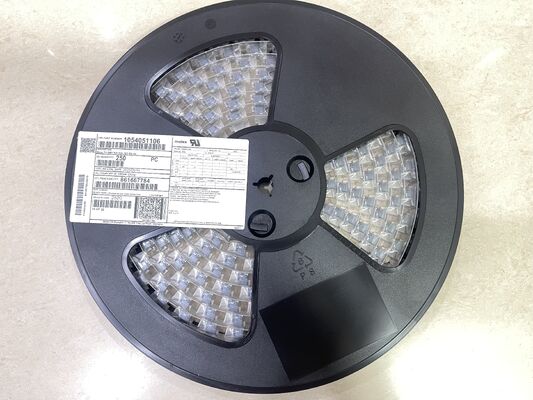 105405-1106 6 Pozisyon 1.25mm Pitch Kablo-Kart Konnektörü Sıkma Yuvası Soket Tipi Panel Montaj Sürtünme Kilidi UL 1066 V-0 LED Aydınlatma ve Otomotiv İçin