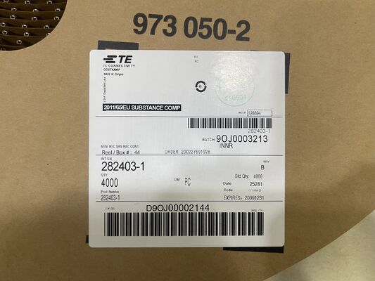 282403-1 8 Konum 2.5mm Pitch Wire-to-Board Receptacle Crimp Housing Friction Lock Polarized UL 94V-0 4.5A Endüstriyel ve Otomobil için Rating Panel Mount