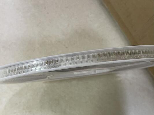 1206B104K101CT – MLCC 1206 kılıf X7R dielektrik 0.1µF ±10% 100V nominal düşük ESR geniş -55°C ila +125°C aralık, ayırma ve güç filtreleme için mükemmel