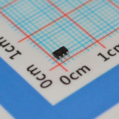 LM3671MF-ADJ 1MHz Ayarlanabilir Buck Dönüştürücü 2.7-5.5V Giriş 600mA Çıkış SOT-23-5 %90 Verimlilik -40°C ila +85°C