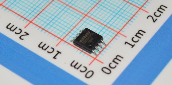 W25Q32JVSSIQ 32Mb SPI Flash 104MHz Saat Hızı 100K Silme Döngüsü SOIC-8 2.7-3.6V -40°C ila +85°C