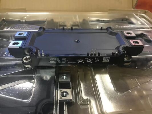 SEMIX603GB12E4P 1200V 600A IGBT Modülü Düşük Vce(sat) Yüksek Kısa Devre Dayanımı Düşük Anahtarlama Kaybı Yüksek İzolasyon Endüstriyel Sınıf Yüksek Güçlü UPS ve Endüstriyel Sürücüler İçin